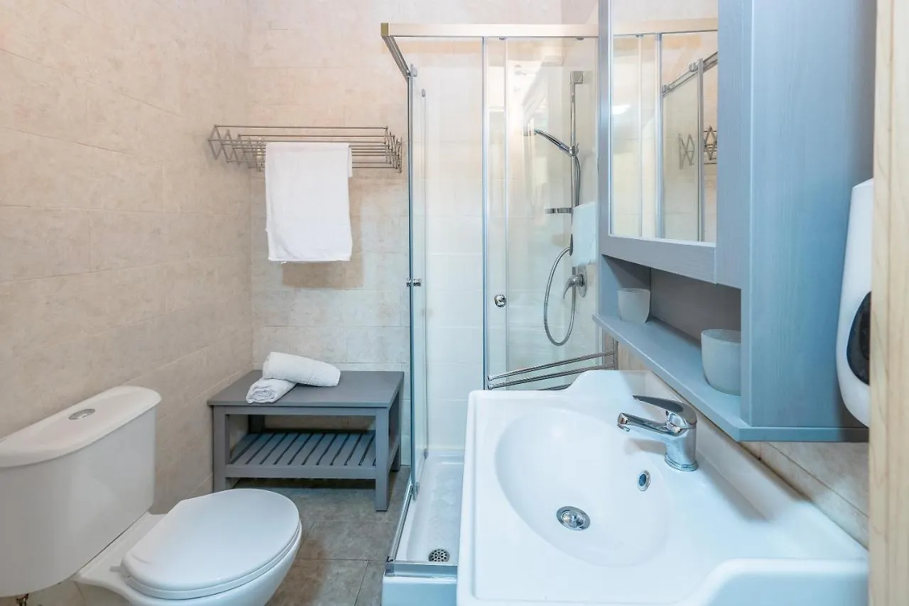 Valletta Main Street Apartment 0*,  Malta