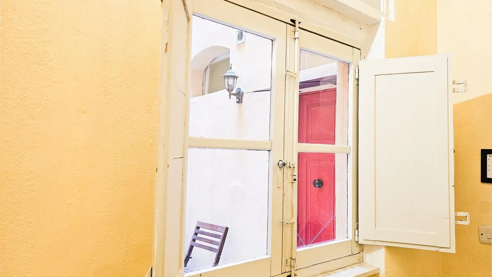 Valletta Main Street Apartment